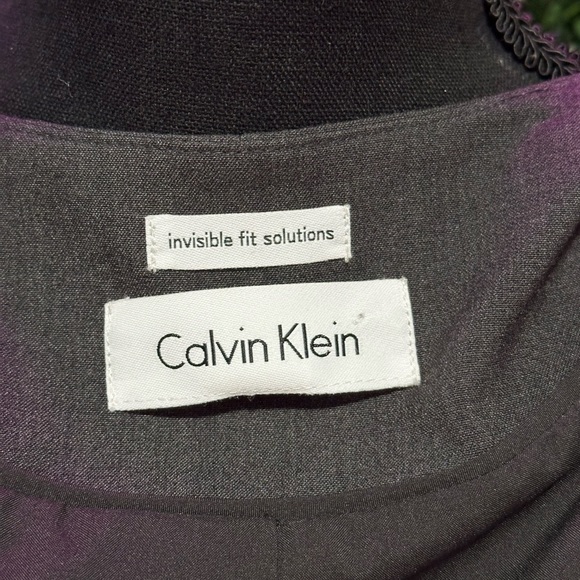 Calvain Klein Gray & Black Blazer. Size 6 - Picture 6 of 6